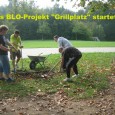Projekt Grillplatz Im Rahmen des BLO-Unterrichts baute und gestaltete die 9 Klasse von Herrn Dübeler einen Grillplatz für die Schule.