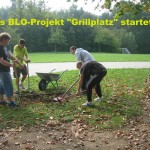 Im Rahmen des BLO-Unterrichts baute und gestaltete die 9 Klasse von Herrn Dübeler einen Grillplatz für die Schule. &nbsp;
